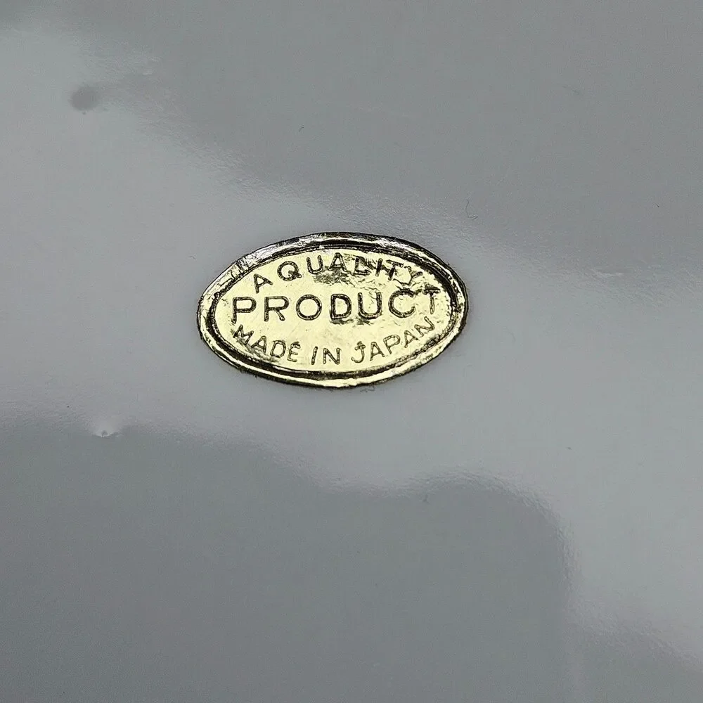 No brand vintage souvenir